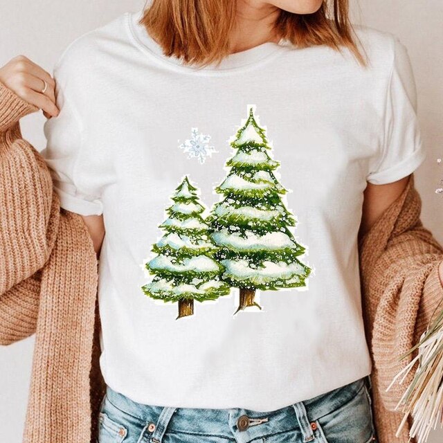 Tricou Fir trees with snow
